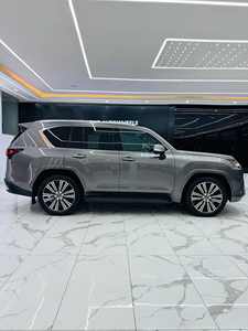 Lexus LX 600 Usado del 2022 - Product Image 2