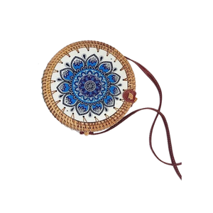 Sac Bali rond en rotin du Vietnam, tissé à la main en rotin naturel, pour accessoires d'été, plage, voyage, shopping et vente au détail - Product Image 2