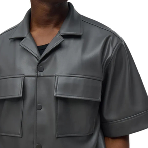 T-shirts en cuir pour hommes en gros avec design élégant à manches courtes, options de couleurs personnalisées, t-shirts en cuir pour hommes en vente - Product Image 6