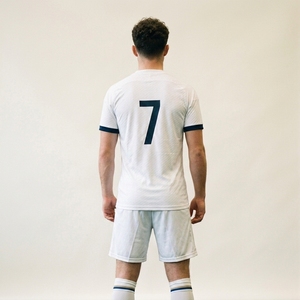 Ensemble de maillots et shorts d'entraînement de football sublimés, respirants, anti-humidité, à manches courtes, athlétiques, toutes saisons, pour adultes, devant - Product Image 3