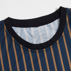 Ensemble de survêtement décontracté deux pièces en polyester/coton respirant pour homme, idéal pour l'été et la plage - Product Image 5