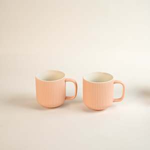 ชุดแก้วกาแฟเซรามิคลายริบบิ้นสีชมพูหม่น ทนความร้อนในไมโครเวฟ คุณภาพสูง ดีไซน์สไตล์นอร์ดิก พร้อมถาด ขนาด 400 มล. แก้วนมทำจากเซรามิกเนื้อ Bone China - Product Image 3