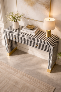 Console moderne de luxe en résine avec tiroirs, design rayé noir et blanc pour entrée - Product Image 6
