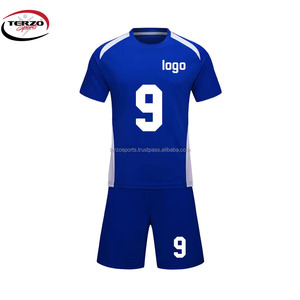 2024 nuevos conjuntos de camisetas de equipo de uniformes de fútbol de manga corta con diseño de ropa de fútbol de servicio OEM personalizado - Product Image 2