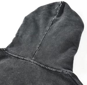 Sweat à capuche unisexe oversize imprimé streetwear noir 100% coton molletonné avec motif chaîne et logo frontal, idéal pour l'hiver, séchage rapide - Product Image 3