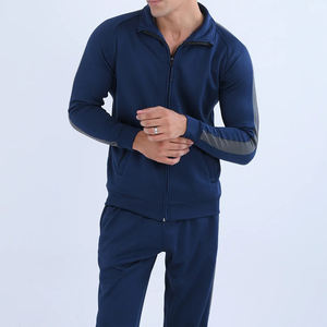 Chándal deportivo de diseño sólido con logotipo personalizado para hombre, chándal informal para correr, chándal deportivo para hombre, chándal de entrenamiento para hombre - Product Image 5