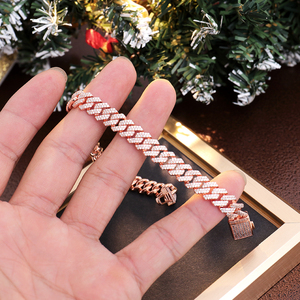 สร้อยข้อมือทอง 10 กะรัต ขนาด 12 มม. ประดับเพชรโมอิสซาไนต์ ดีไซน์แบบคิวบันลิงค์ น้ำหนักเบา สไตล์ไมอามี่ เคิร์บเชน เครื่องประดับหรูหราสำหรับผู้ชาย ดีไซน์โดดเด่น - Product Image 2