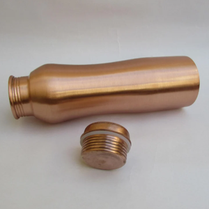 Gourde en cuivre pur massif à corps incurvé, capacité 1L, vente en gros directe usine, idéale pour la randonnée en extérieur - Product Image 2