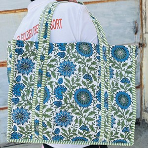 Grand sac fourre-tout matelassé pour femmes, sac de shopping en coton à motifs floraux indiens, poche extérieure, doublure rayée, sac de voyage, sac de plage - Product Image 3