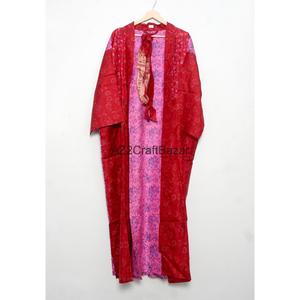 Robe Kimono en Soie Multicolore pour Femme, Col en V, Fermeture à Cordon, Longueur Entière, Manches Trois-Quarts, Douce et Respirante, Taille Unique, Idéale pour les Fêtes - Product Image 1