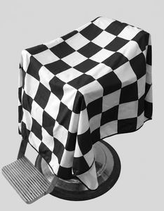 Bata de Barbero a Cuadros Negros – Capa Profesional para Cortar el Cabello - Product Image 1