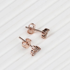 Pendientes de Plata de Ley 925 al por Mayor, Chapados en Oro Rosa, con Diamantes Naturales, Diseño de Trébol de 3 Piedras, Joyería Fina, Memoria Jewels - Product Image 3