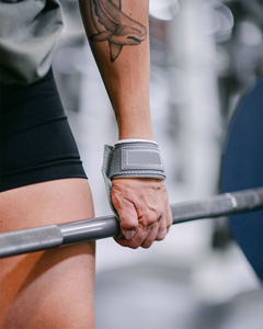 Bandes de maintien de poignet personnalisées 2026 pour entraînement, musculation et gym, avec votre propre logo - Product Image 2