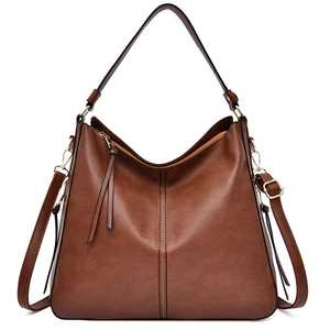 Sac fourre-tout multifonctionnel pour femme en cuir véritable ZOLO LEATHERS avec logo personnalisé, fermeture éclair antivol et poignée supérieure - Product Image 3