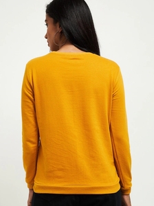 Sudadera de Manga Larga Color Amarillo Mostaza para Mujer con Estampado de "Emotionally Stable", Cuello Redondo, Informal, de Punto, de Algodón Transpirable - Product Image 2