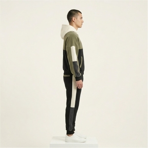 Chándal de Forro Polar Térmico Personalizado para Hombre con Bolsillos Acolchados 3D, Sudadera con Capucha de Manga Raglán y Pantalones Jogger Ajustados - Product Image 3