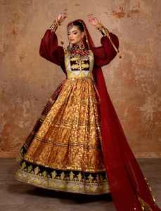 Vestido Tradicional Afgano Kuchi al por Mayor, Hecho a Mano con Bordado, Espejos, Monedas y Diseño Tribal para Mujer, OEM - Product Image 3