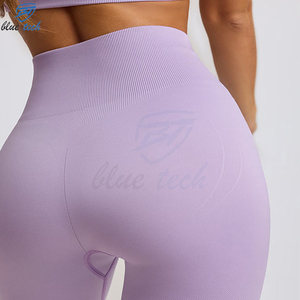 Ensemble de vêtements de yoga pour femmes avec impression de logo personnalisé, soutien-gorge de sport et leggings taille haute, vêtements de sport pour l'entraînement - Product Image 6