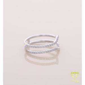 Bague de mariage en diamant de laboratoire en forme de V, bague empilable incurvée pavée, bague de mariée en or blanc pour femme - Product Image 4