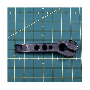 376838 PORTE-BOUCLE PIÈCES DE MACHINE À COUDRE DOMESTIQUE - Product Image 1