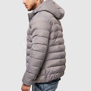 Chaqueta acolchada elegante con exterior suave y relleno esponjoso para mayor calidez en temporadas frías - Product Image 5