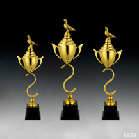 Trophée du 50e anniversaire, forme d'étoile d'oiseau 3D, détails exquis, signification symbolique, attrait intemporel, tendance, bien conçu