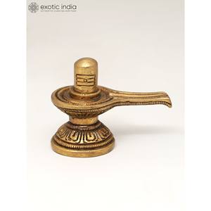 2 pulgadas de latón hecho a mano Shiva Linga con Shiva Tilak pequeña escultura para el hogar y el templo hecho en La India - Product Image 1