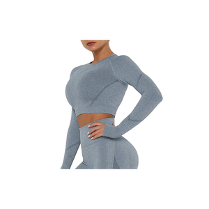 Ensemble de sport pour femme : haut court sans couture et leggings push-up pour yoga et gym - Product Image 2