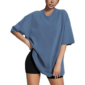 T-shirt unisexe à manches courtes, col rond, couleur unie, style décontracté, en coton 100% écologique, noir délavé, coupe oversize, avec logo. - Product Image 4
