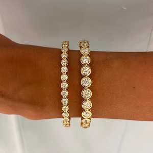 กำไลข้อมือเพชรเลี้ยงในห้องปฏิบัติการแบบฝังขอบ 10K 14K 18K ทองคำแท้ทรงกลม ดีไซน์หรูหราสำหรับใส่ทุกวัน สามารถซ้อนกันได้ ขายส่ง - Product Image 3