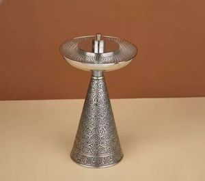 Quemador de Bakhoor de Plata Antigua con Filigrana Grabada, Incensario Árabe de Oud, Soporte de Incienso Metálico, Mabkhara Cónica de Lujo, Decoración para Ramadán - Product Image 1