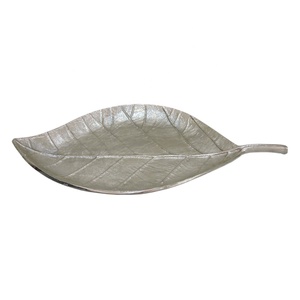 Lot élégant de 2 plateaux de service en aluminium métallique argenté et doré pour la maison, le restaurant et l'hôtel. - Product Image 5