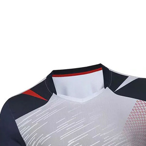 เสื้อยืดกีฬาผู้ชาย พรีเมียม คอกลม น้ำหนักเบา ทรงโอเวอร์ไซส์ ผ้าฝ้าย 100% ระบายอากาศดี รับผลิตแบบ OEM ODM จากโรงงานส่งออก - Product Image 3