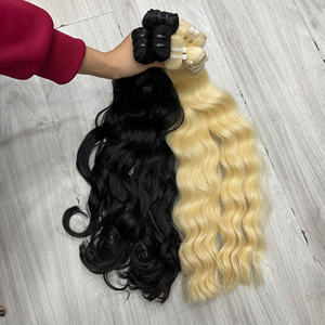 Artículos imprescindibles: Extensiones de cabello natural ondulado en colores 613, disponibles en stock, 100% cabello humano vietnamita. - Product Image 5