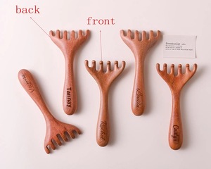 Masseur facial Gua Sha en bois rustique écologique avec artisanat en bois d'acacia massif pour la relaxation musculaire - Cadeau du Nouvel An - Product Image 5