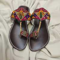 Chaussures plates d'été sans lacets, style ouvert, ornées de strass, fabriquées au Pakistan, style indien Punjabi, tailles et couleurs personnalisées, prix de gros