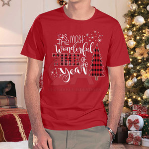 Camiseta navideña para hombre con estampado brillante, tela suave y comodidad relajada para reuniones. - Product Image 2