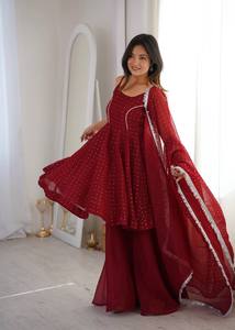 Ensemble Sharara en soie croquante marron pour femme avec dupatta, motif gaufré, séchage rapide, idéal pour les fêtes, mariages et Diwali - Product Image 3