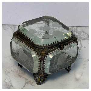 Boîtes à bijoux modernes en verre biseauté en laiton |   Organisateur de bijoux fait main, couleur et taille personnalisées, pour la décoration de la maison et les cadeaux - Product Image 4