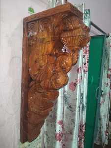 Soporte Decorativo de Pared de Madera Tallada a Mano con Forma de Pavo Real, Estilo Art Deco, Estante Colgante Irregular, Ecológico - Product Image 1