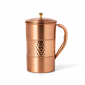 Carafe en laiton vintage, artisanale, pour servir l'eau, décorative, gravée, pour la maison, la cuisine, le restaurant, l'hôtel, un cadeau de mariage - Product Image 1