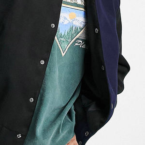 แจ็คเก็ตวาร์ซิตี้ที่ออกแบบมาเพื่อความสบายเป็นหลัก พร้อมเสน่ห์สไตล์สตรีทแวร์สุดเท่สำหรับการใช้งานในชีวิตประจำวัน - Product Image 6