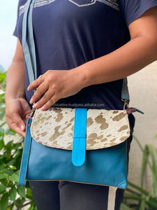 Sac à main en cuir véritable sac à bandoulière multicolore de style attrayant sac à main en cuir recyclé imprimé animal - Product Image 2