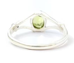 Lightweight <b>Peridot</b> Gemstone 925 Sterling Silver Dainty <b>Ring</b> Unisex Everyday Wear Oval Shape Jewelry for Wholesale - Product Image 4