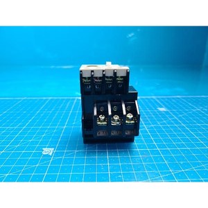 Relé de Sobrecarga Térmica Fuji TR-5-1N/3 Usado Como Está, Piezas de Equipos Semiconductores Legados - Product Image 6