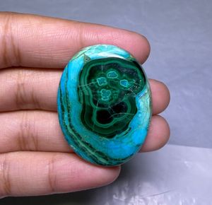 Prix de gros - Pierre précieuse naturelle Chrysocolle Malachite de haute qualité, taille cabochon, faite à la main pour la fabrication de bijoux, verte, 63 carats - Product Image 1