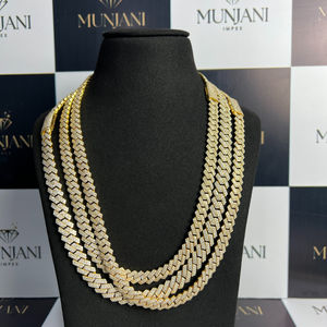 Collar Unisex Estilo Hip Hop de Plata 925 Chapado en Oro con Moissanita, Certificado IGI, Corte Brillante, Calidad Premium, Cadena Cubana - Product Image 4