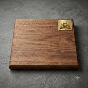 Planche à découper en bois de noyer épaisse de qualité supérieure, grande planche de boucher avec trou en acier inoxydable et insigne en laiton - Product Image 6