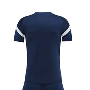 Conjunto Deportivo de Fútbol de Poliéster 100% Transpirable de Alta Calidad, Camiseta y Pantalones Cortos Personalizados para Entrenamientos y Partidos - Product Image 4