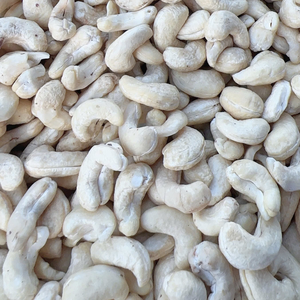 เม็ดมะม่วงหิมพานต์แบบออร์แกนิก W210 W320มะม่วงหิมพานต์แบบไม่สุก - Product Image 1